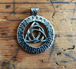 Collier viking - runes/nœud de la Trinité - argent
