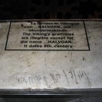 La tombe de John Whitter, guerrier d’élite varingien de l’âge des Vikings.